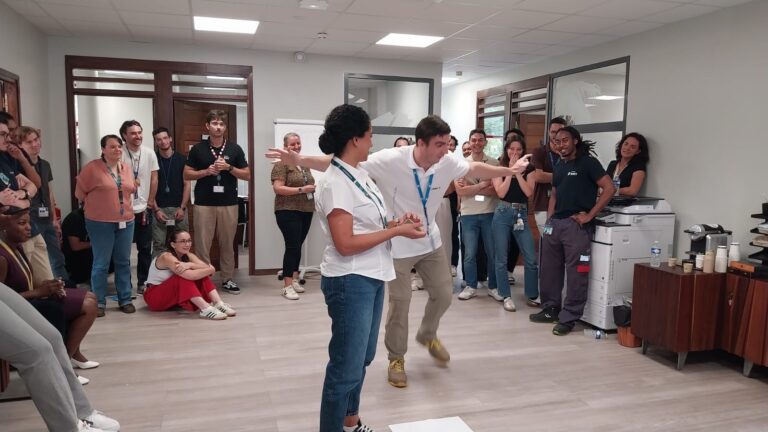 972e05f0-9ba1-4aa4-9b0e-680c297b6e5e